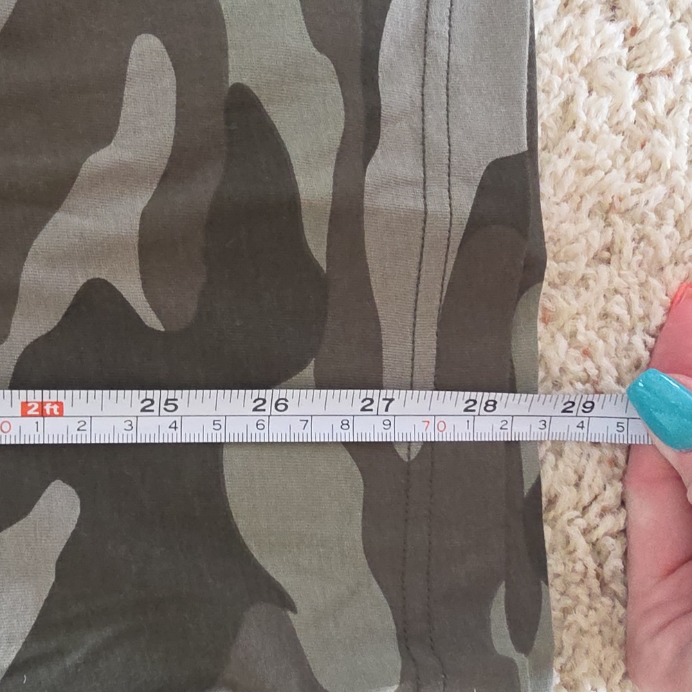 NWT VS Pink Camo Tee Size S - Picture 3 of 8